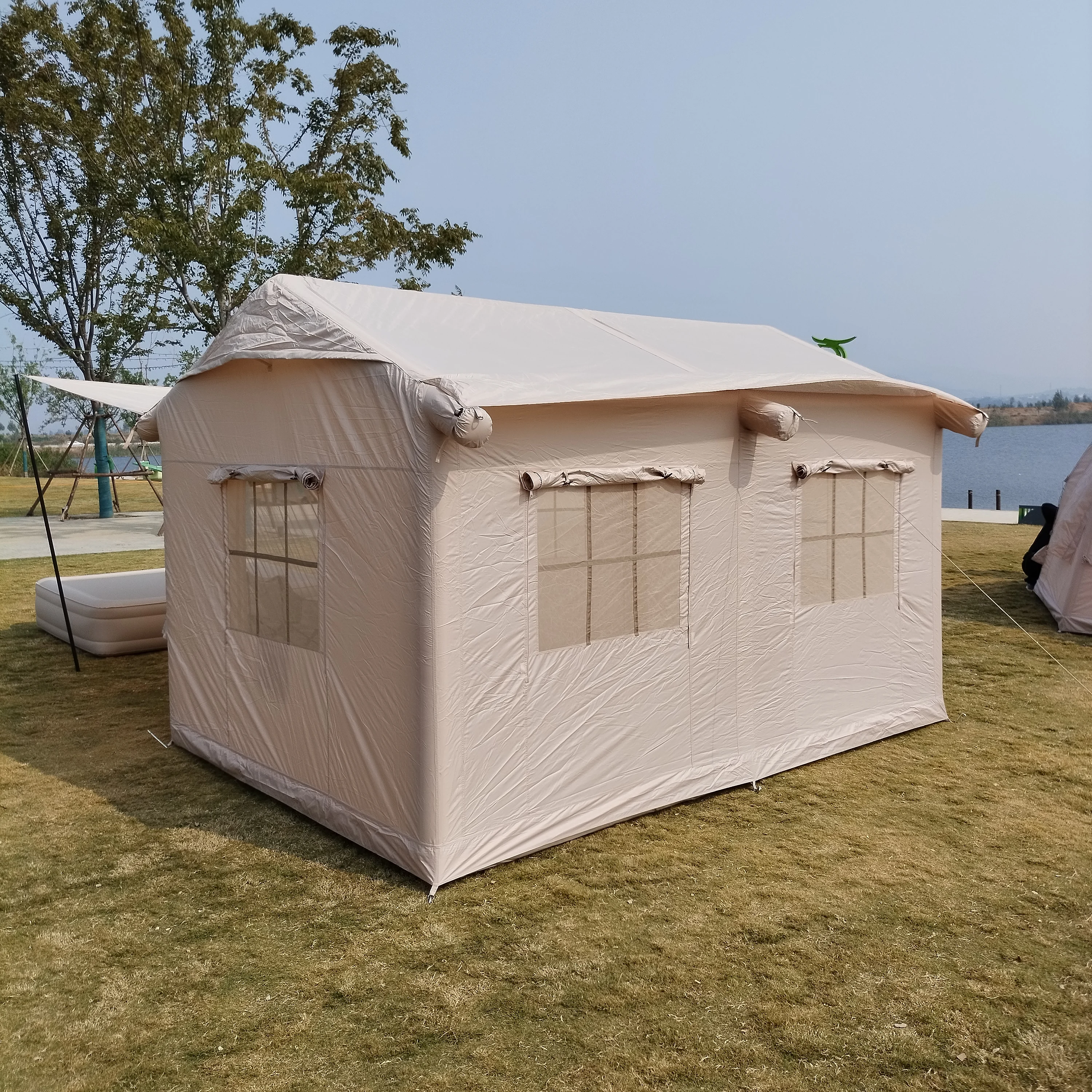 

Best Price Waterproof Portable Tent for Outdoor Camping 6-8 People 9 Square Canvas Inflatable Tent