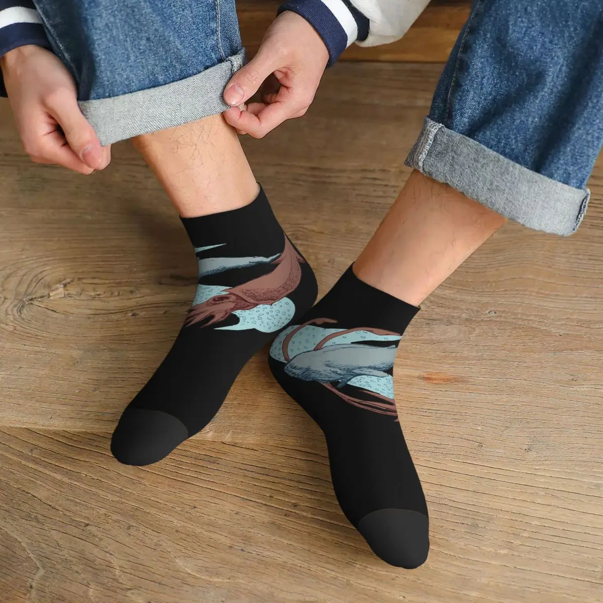 

Sperm Whale Vs Giant Squid Socks Harajuku Super Soft Stockings All Season Socks Accessories for Man's Woman's Christmas Gifts