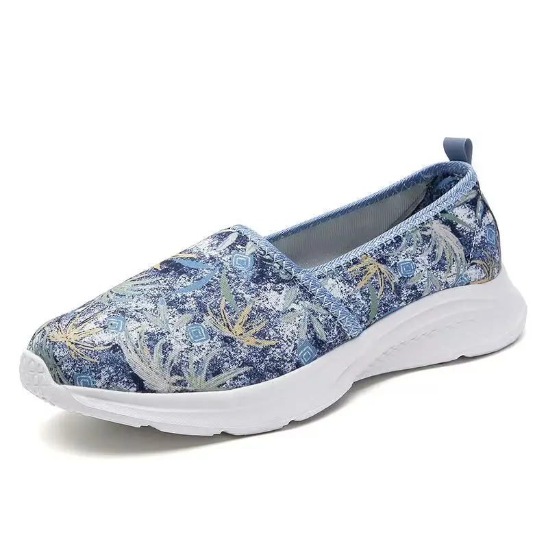 

Women Big Size Cloth Print Casual Shoes Spring Summer New Soft sole Non Slip Lightweight Breathable Slip On Walking Shoes