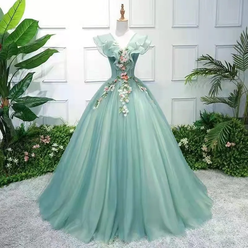 

Princess V-Neck Quinceanera Dress 2025 Ball Gown 15 16 Birthday Lace Up Flower Customized Tiered Prom Party Gown BM334