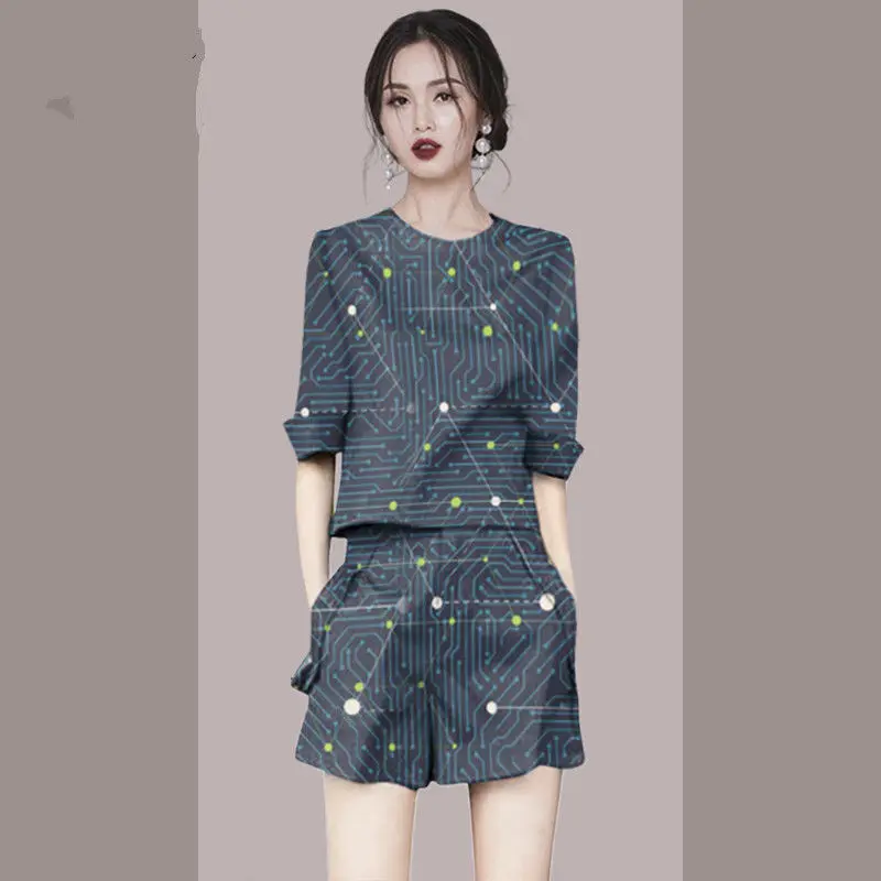 Fashion T Shirts Suits Women High-end Temperament Round Neck Design Color Shirt and Shorts Two Piece Set 2024 Summer Trendy Sets