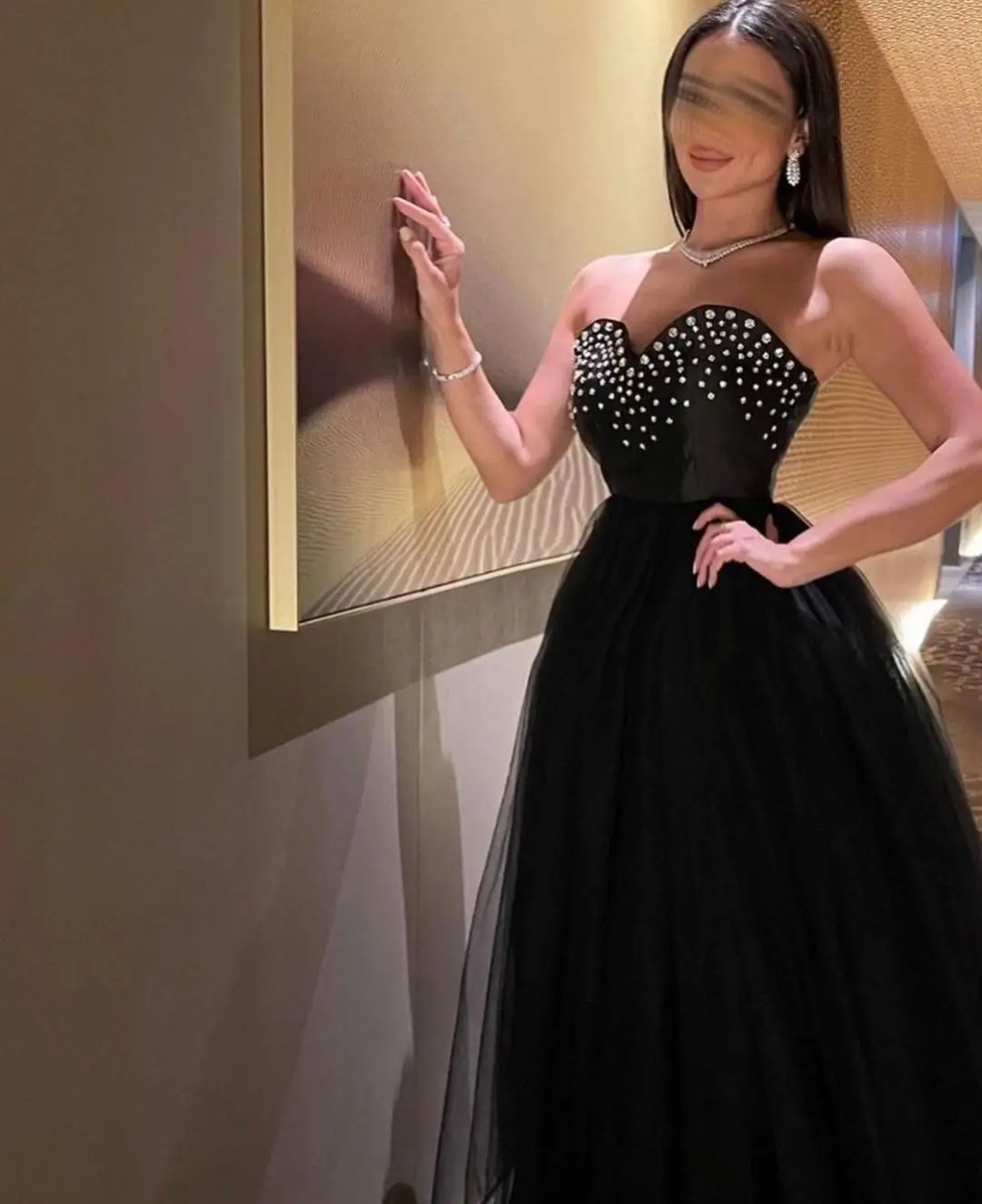 

Black Tulle Long Prom Dresses Sweetheart Beadings Floor Length Formal Occasion Dresses Evening Gowns