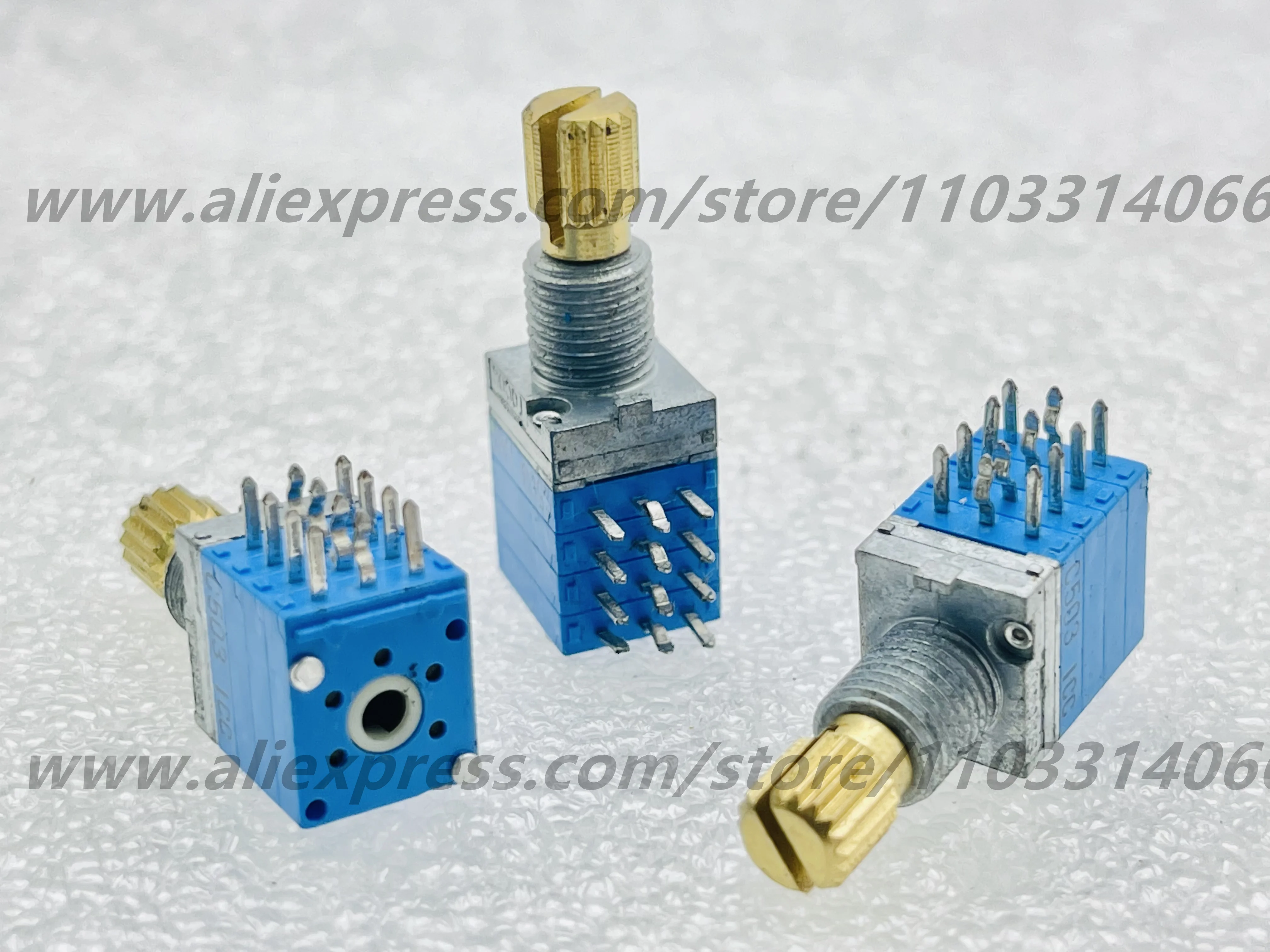 5pcs-tocos-tp96q00n-potenciometro-quadruplo-de-precisao-japones-com-40-passos-c50k-e-comprimento-do-eixo-de-15mm