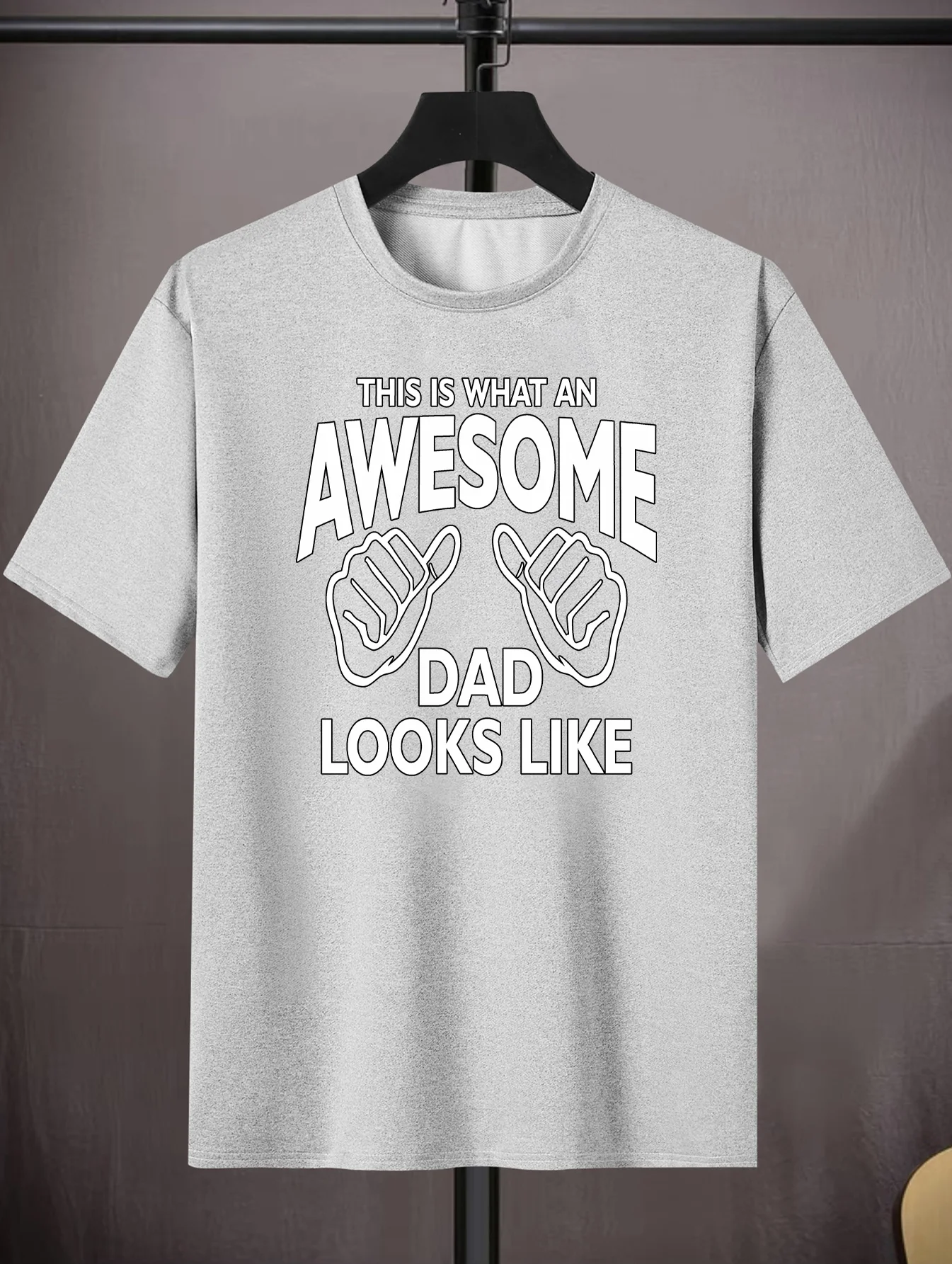 

Men's - Casual Short Sleeve Crew Neck T-shirt - THIS IS WHAT AN AWESOME DAD LOOKS LIKE, Summer Outdoor Men's Clothing