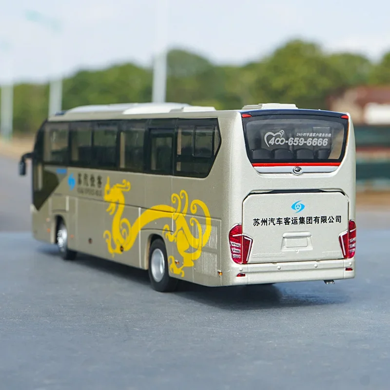 Collectible 1:42 Yutong 6128 Suqi Express Alloy Tourist Highway Bus Miniature, high quality simulation bus toy for adults