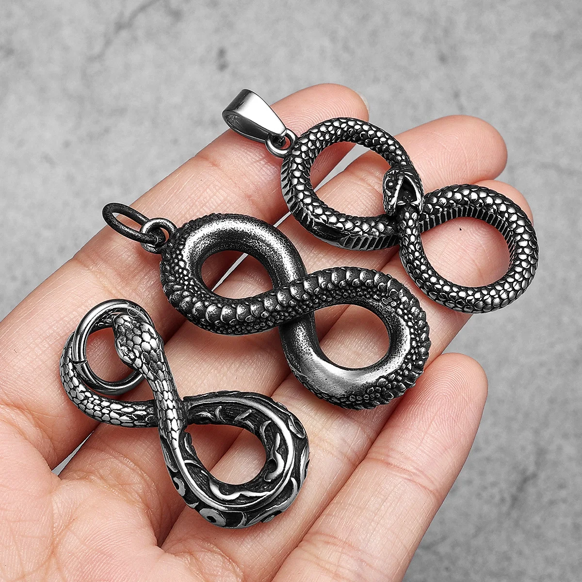 Ouroboros Eight Snake Men Necklaces with Pendant Stainless Steel Jewelry for Male Women Punk Hip Hop Accessories Gifts Wholesale