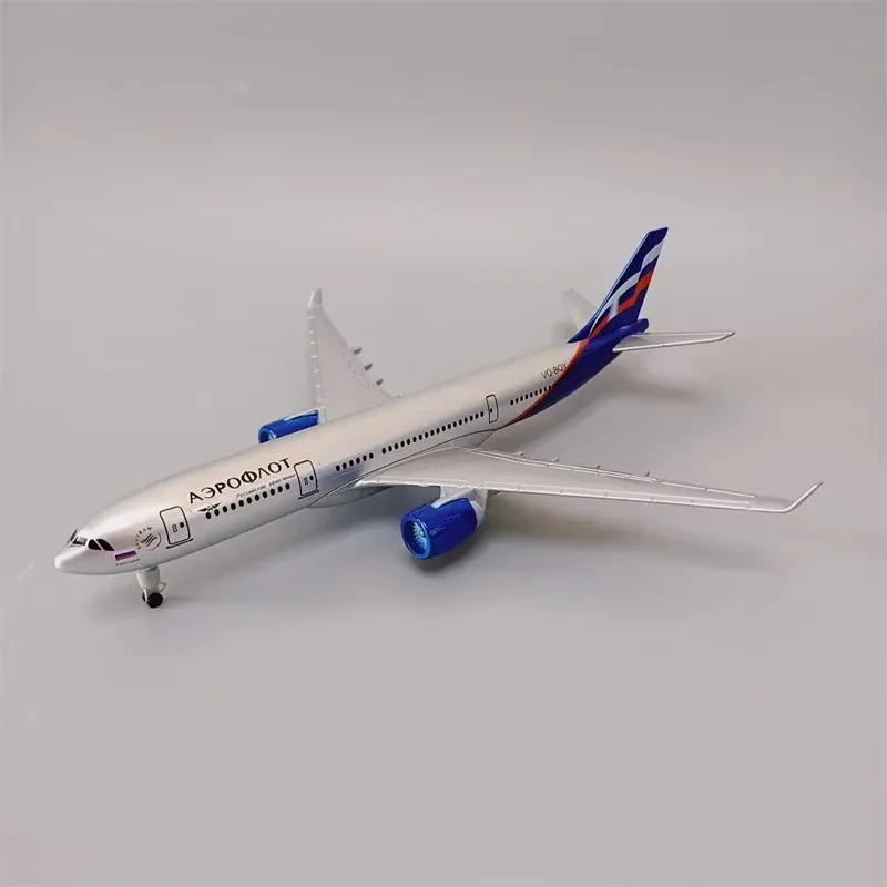 20cm Russian Airlines Model Airplane Decorative Ornament with Landing Gear—Perfect for Collecting and Gift-Giving