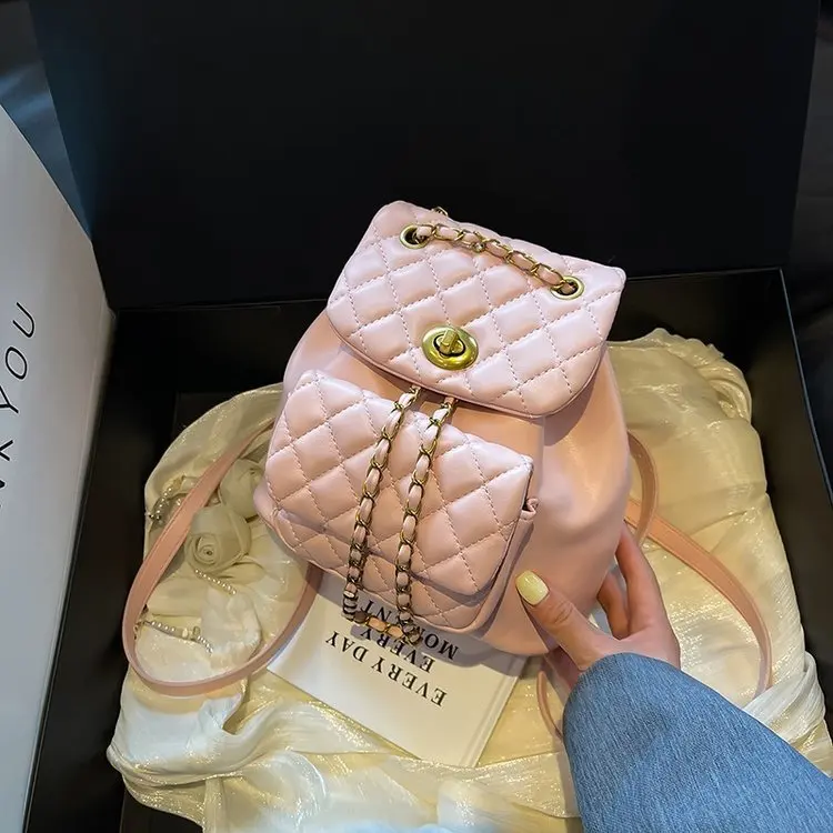 Diamond-patterned PU leather chain mini backpack for women, multi-pocket flip cover magnetic buckle casual small backpack