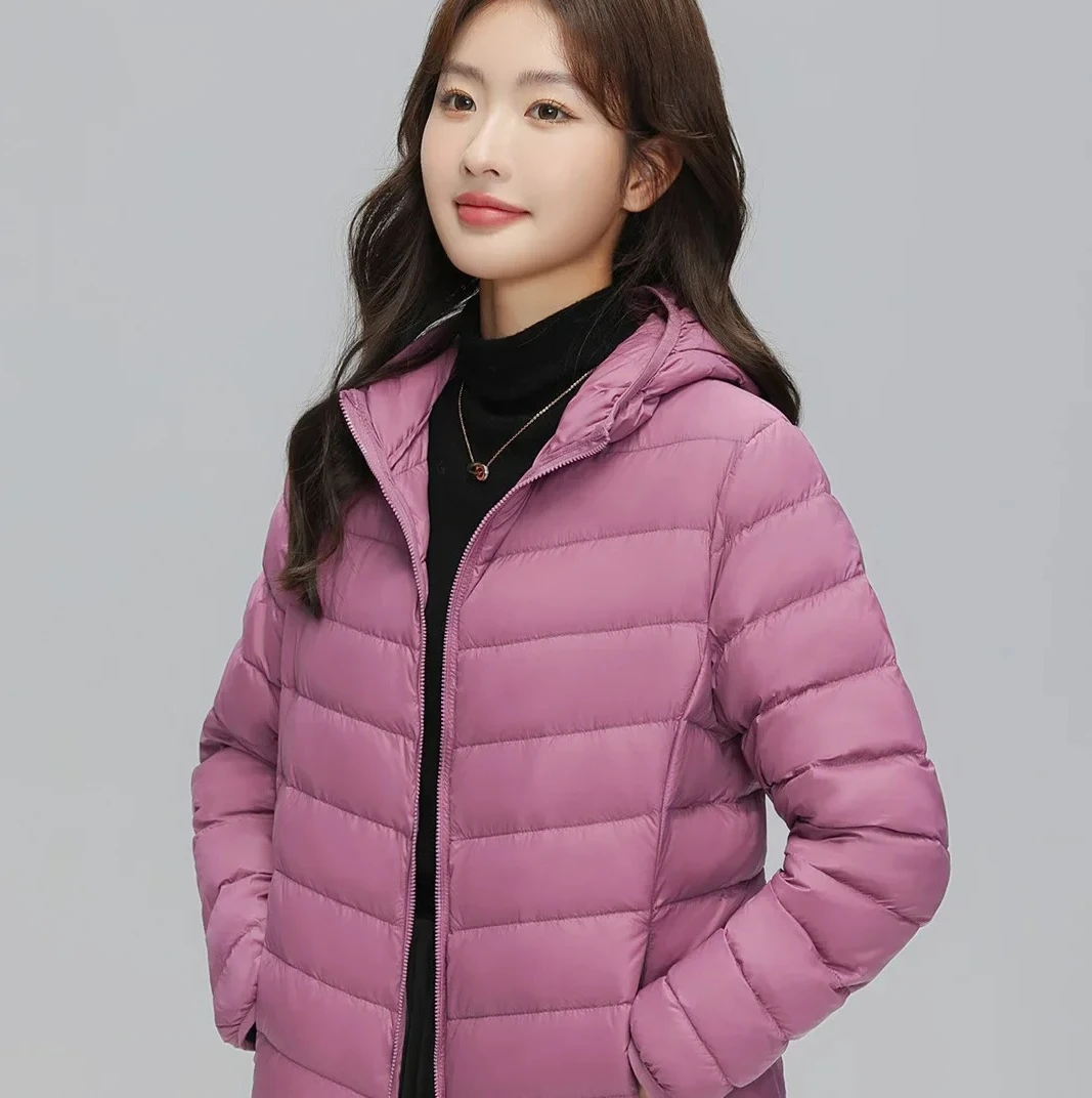 سترة خفيفة الوزن عالية التقنية 2025 معطف شتوي نسائي بقلنسوة بقصة ضيقة النسخة الكورية مقاس كبير #2