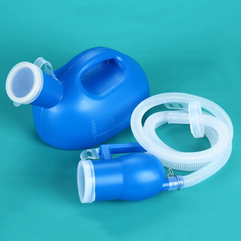 Hot Sale Toilet Supply For Outdoor 2000ml Plastic Male Bed Potty Pee Bottle Collector With 160cm Tube Portable Pee Urine Bottle