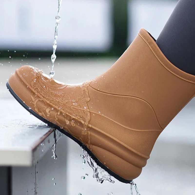 New Fashionable Women\'s Rain Boots Mid-calf Non-slip Water Boots Waterproof Rubber Shoes Outdoor Non-slip Car Wash Water Shoes