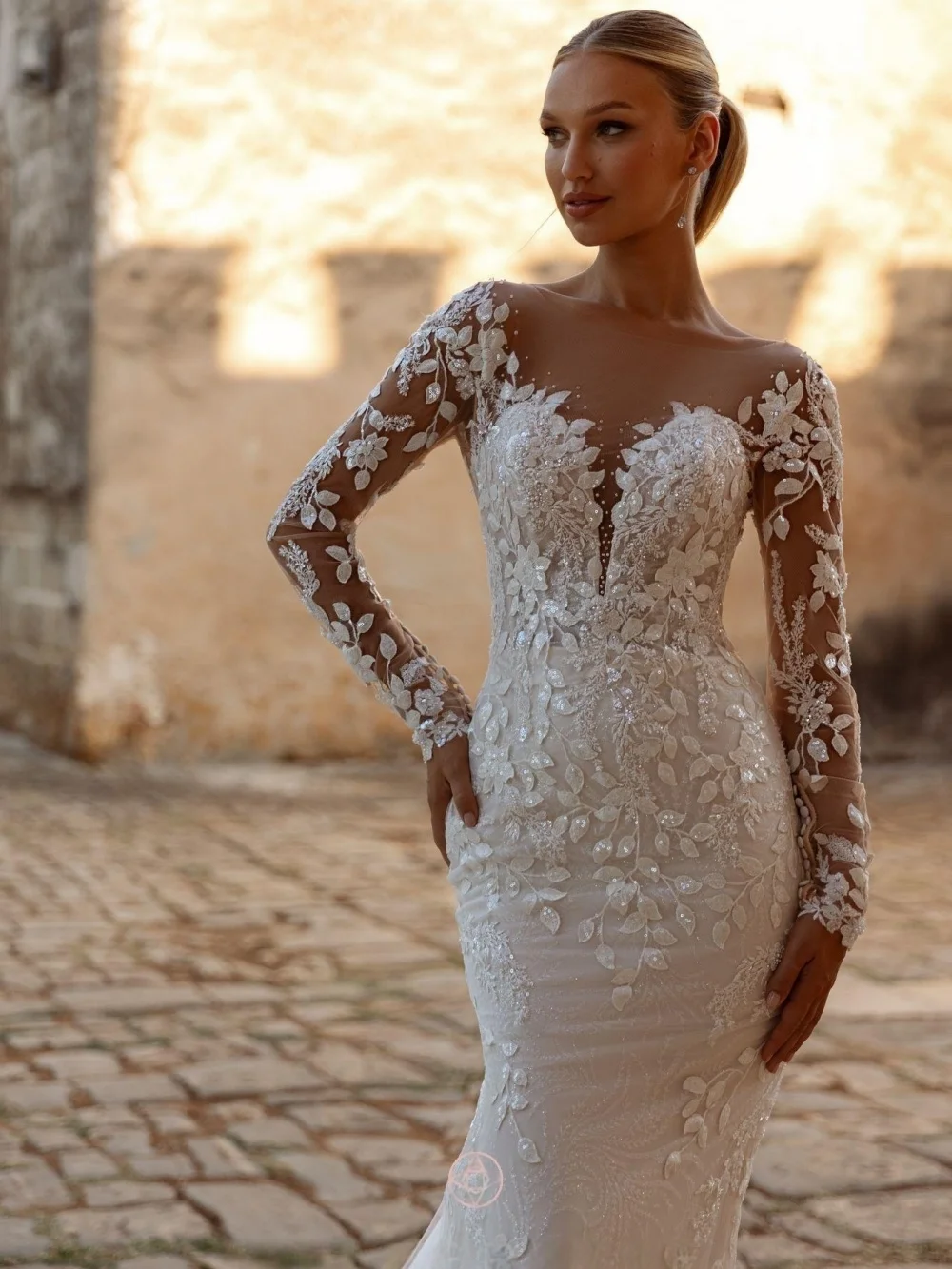 

Charming Mermaid Wedding Dresses Stylish Appliquéd Bridal Gowns Classic Long-Sleeve Floor-Length Wedding Gowns Vestidos De Novia