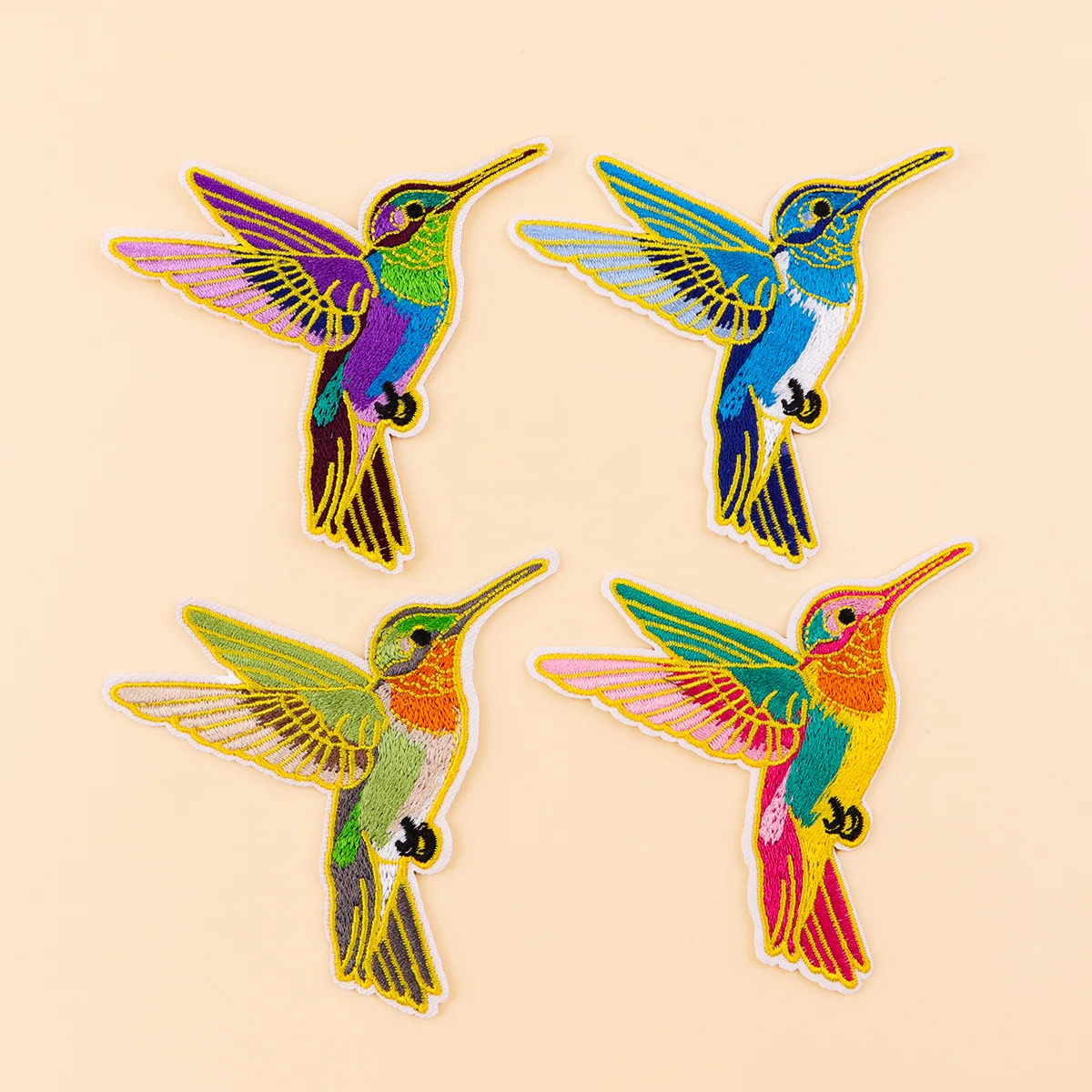Patchs brodés colorés en forme de colibri pour vêtements, patchs thermoadhésifs pour sacs à dos, vestes DIY, autocollants à coudre pour amis