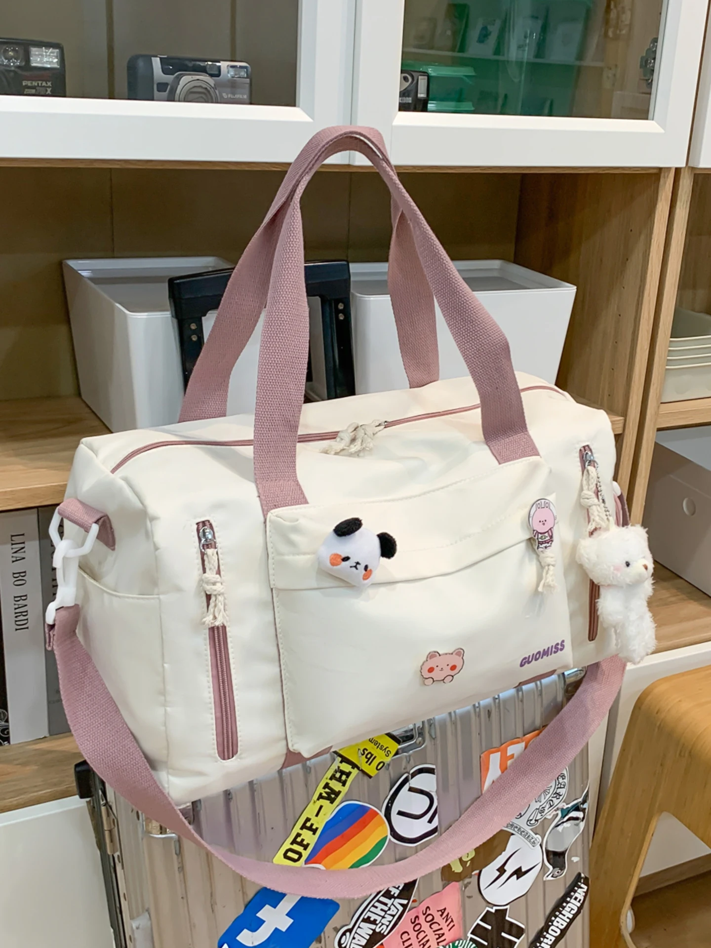 

Travel Hanging Lage Large Capaci Durable Wet And Dry Separation Cute Fre Sle Women's Crossbody Bag Nylon Material