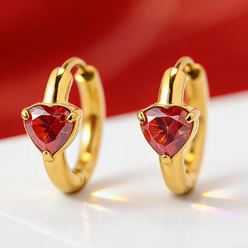 

1 Pair 0.5Carat Heart-shaped Red Moissanite Golden Circular Ear Stud Earrings, A Beautiful Piece of Jewelry Gift.