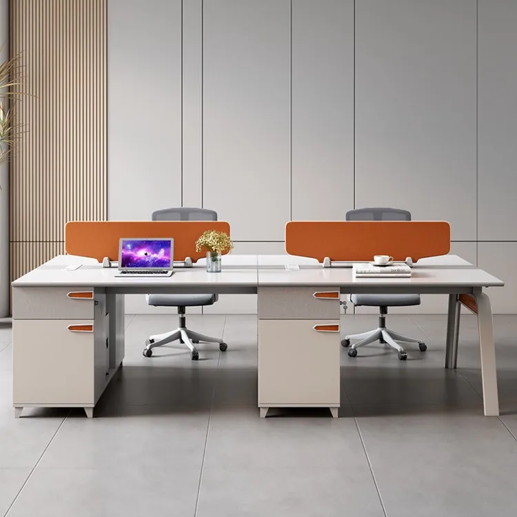 

Стол для персонала Простой современный офисный персонал Творческий 2/4 Офис для персонала