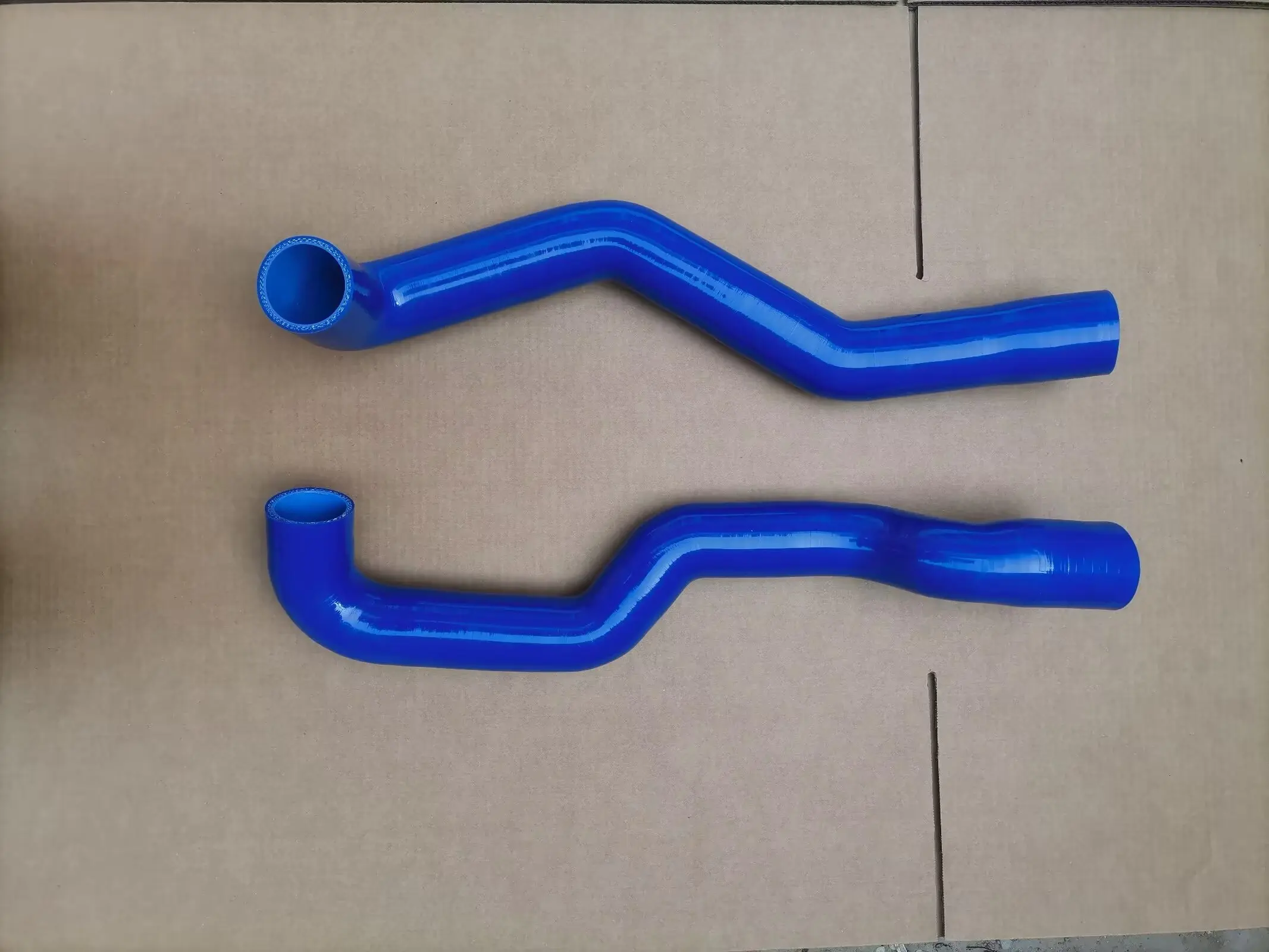 

Силиконовый шланг интеркулера, зарядное устройство, воздушная турбо-трубка PNH500670 PNH500660 для Land Rover Defender Puma 2,4 TD4 TDCI L316 2007-2011 гг.