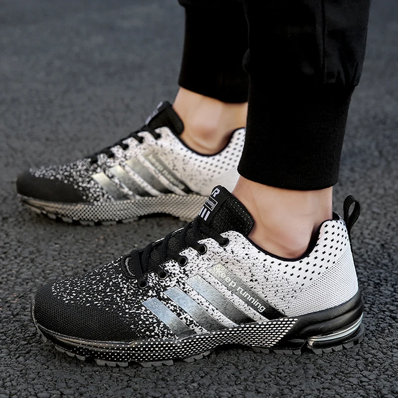 Zapatos para correr a la moda para hombre, zapatos deportivos transpirables para exteriores, zapatillas ligeras para mujer, calzado de entrenamiento