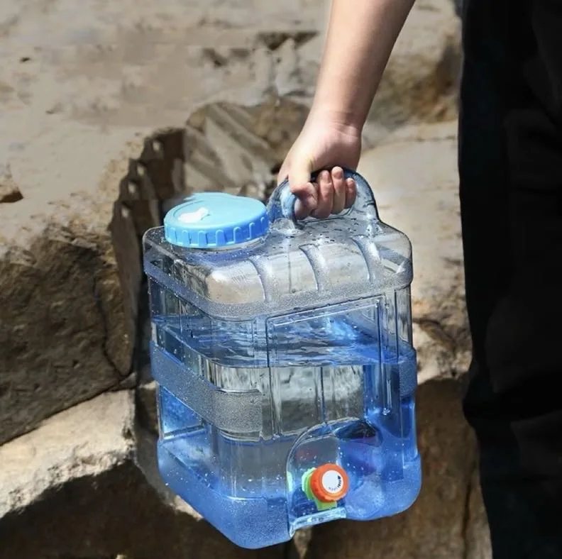 

25L Eco-Friendly Lightweight Outdoor Square Plastic Food-grade Water Bucket With Faucet And Lid Camping Container