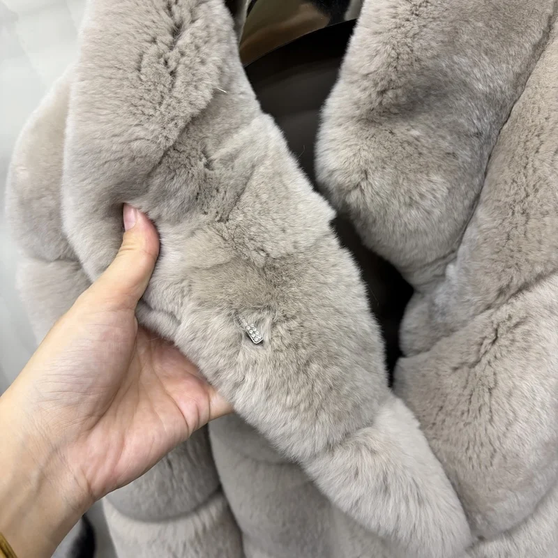 New High Quality Real Natural Rex Rabbit Fur Coat for Women Long Sleeves Luxury Fur Coat Thick Warm Outerwear Female Jackets