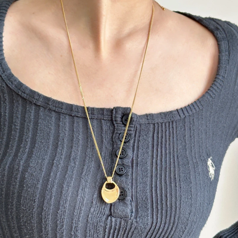 Handtaschenanhänger Titanstahl Damen Persönlichkeit Mode Vielseitige lange Halsketten Charmanter Schmuck – Detail 1