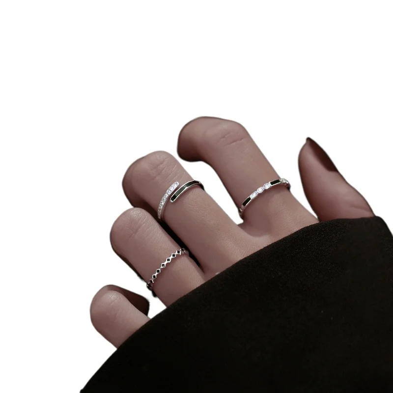 

*Female opening design of black and white sterling silver ring