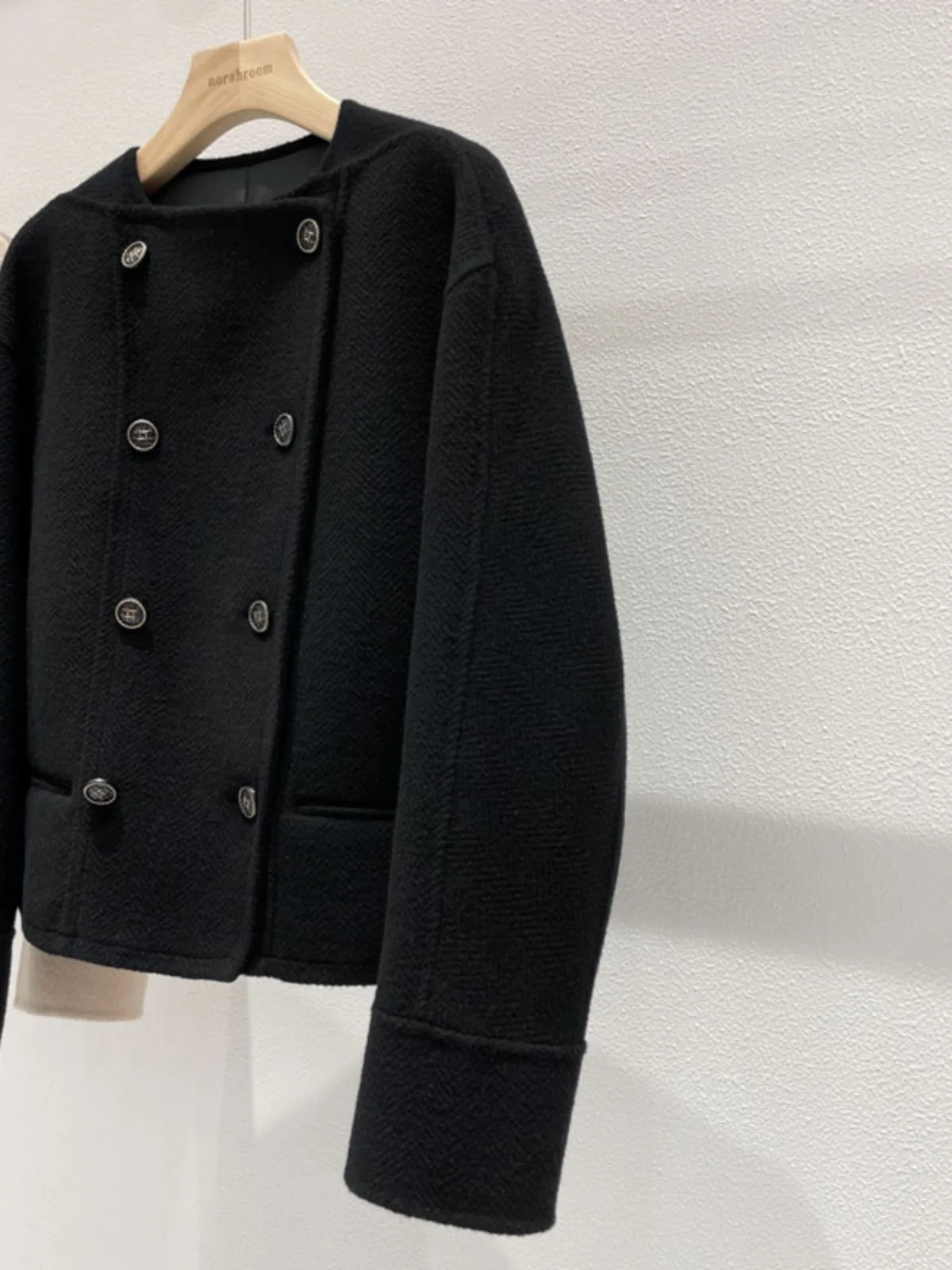 Nuo Xiaola Authentic Winter 2025 Double-breasted round Neck Coat Two Colors Korean Style Woolen Outerwear for Young Women