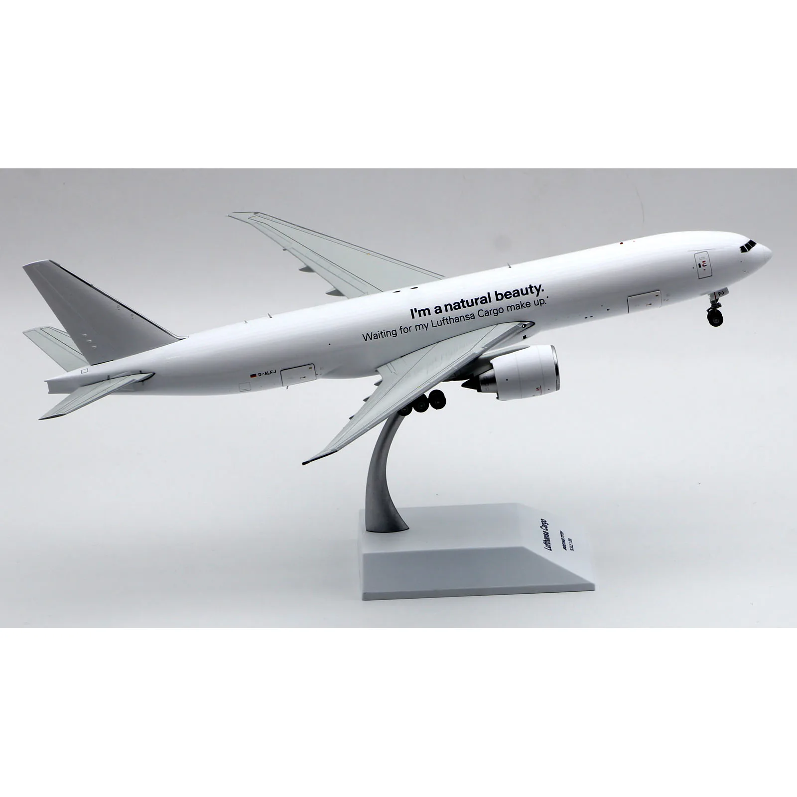 XX20193C Legierung Sammlerflugzeug Geschenk JC Wings 1:200 Lufthansa Cargo „Open Door“ Boeing B777-200 Druckguss-Flugzeugmodell D-ALFJ