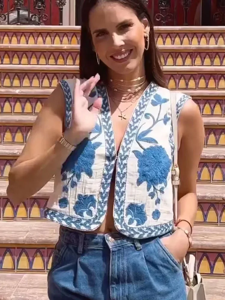 2024 Women Elegant Blue Floral Embroidery Cardigan Vest V Neck Short Tops Woman Casual Y2K Tops Fashion High Street