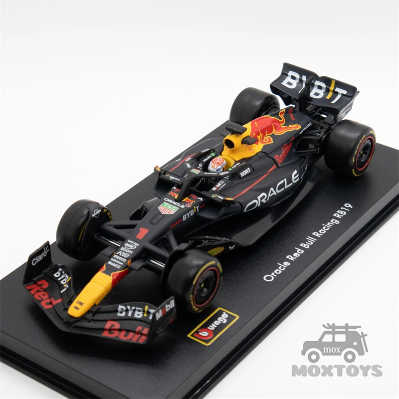 Bburago 1:43 2023 F1 Oracle RB Racing RB19 No.1/No.11 Diecast Car