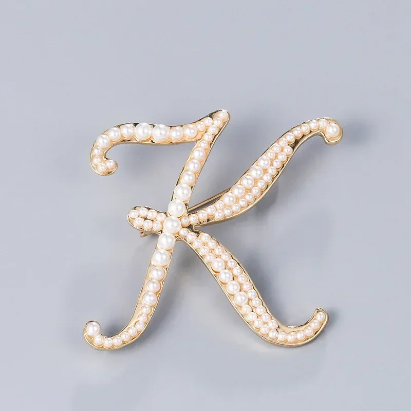 2026 NEW Fashion English Letters A K D Pearl Brooches  Lapel Pins Female Corsage Luxury Jewelry Gifts for Women Accessories