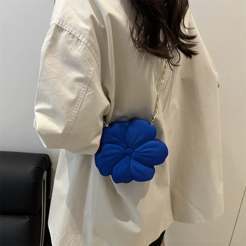 

Acrylic Flower Crossbody Bag Fashion Handheld Single Shoulder Banquet Bag Length