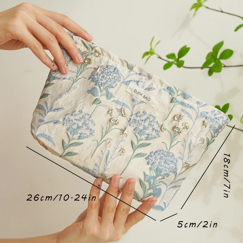 Women\'s Makeup Bag, Blue Bouquet, Large Capacity Sanitary Napkin, Touch-up, Makeup Supplies, Canvas Storage Bag, Toiletry Bag