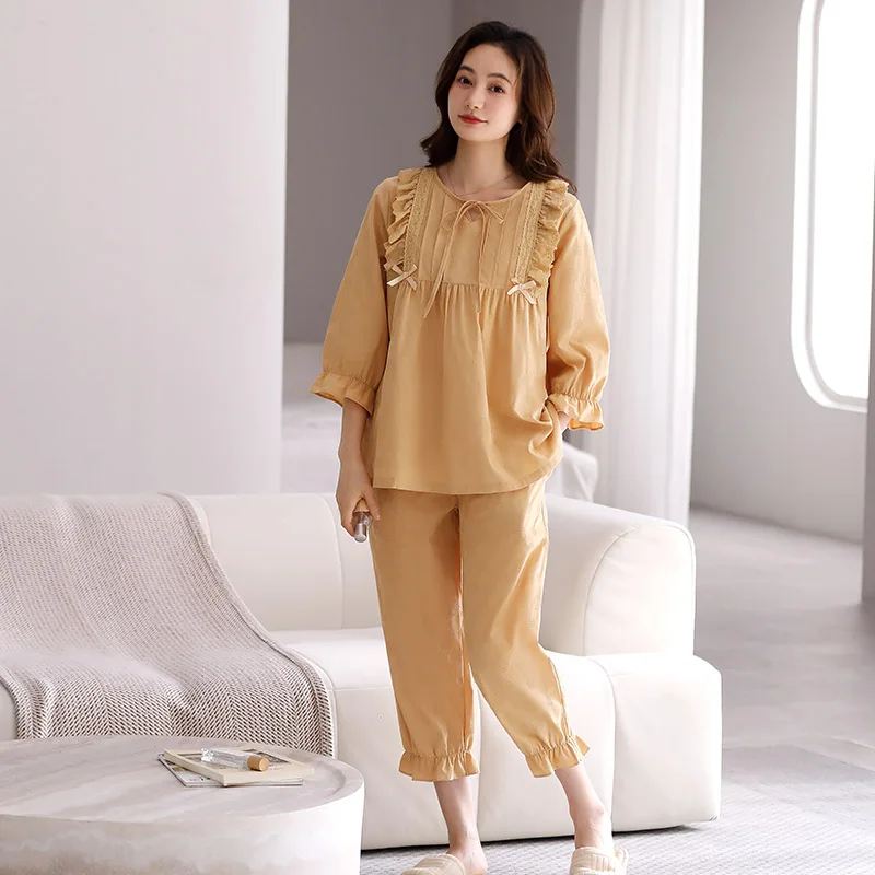 

Summer Pajamas Set Women Comfortable Woven Cotton Lace Pajamas Three-quarter Sleeve Tops With Cropped Trousers Ladies Pj Set