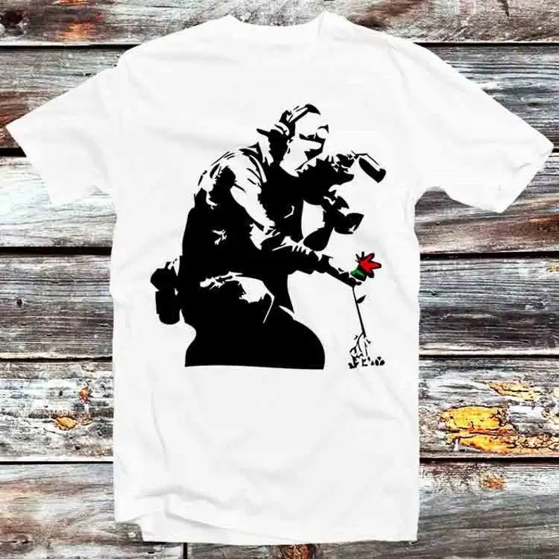 Banksy Flower Photographer T Shirt Vintage Retro Gift Mens Womens Unisex Cartoon Anime Top Tee B1204