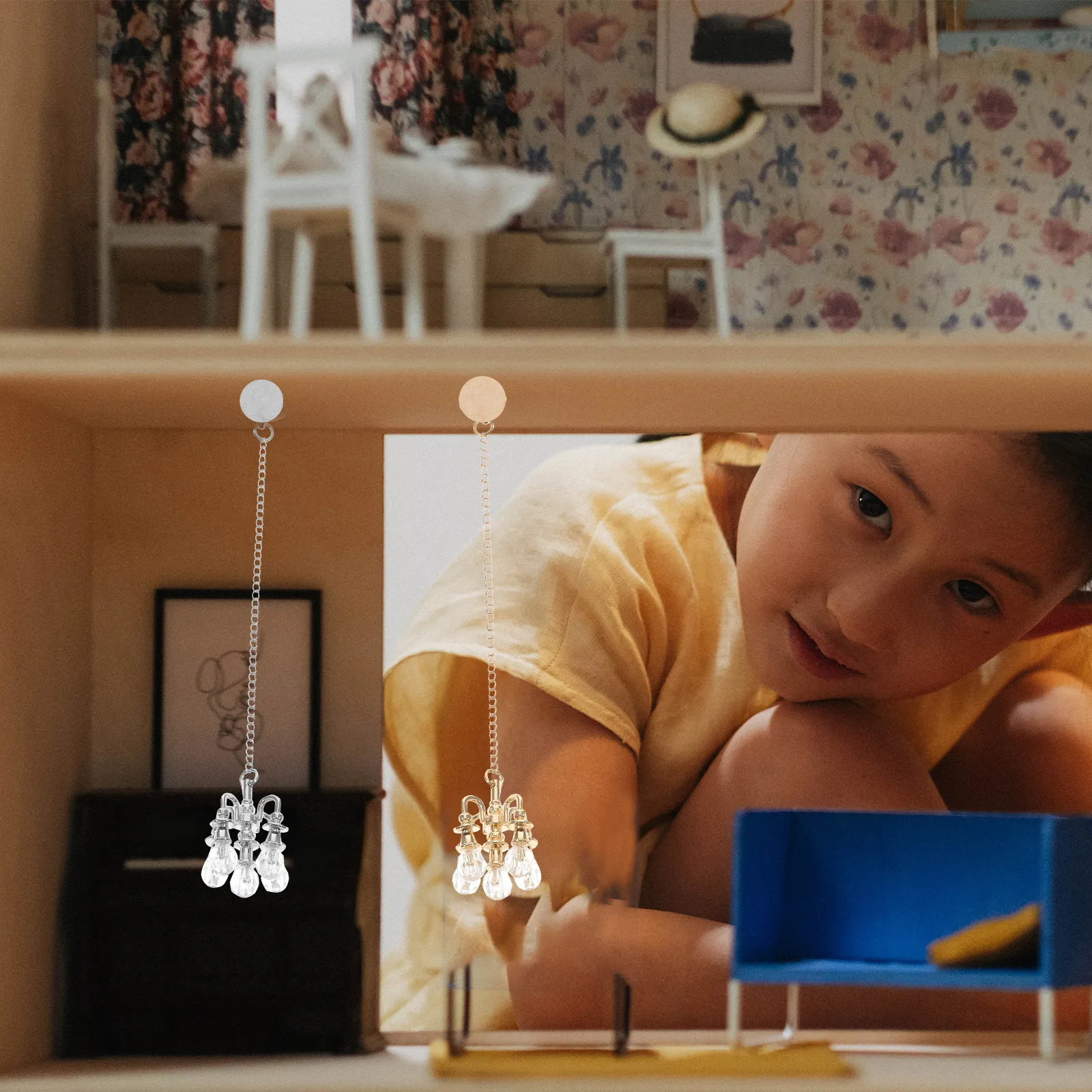 

2 шт. миниатюрных декоративных люстр-подвесов для детской, спальни, гостиной, кабинета, офиса, креативный интерьер