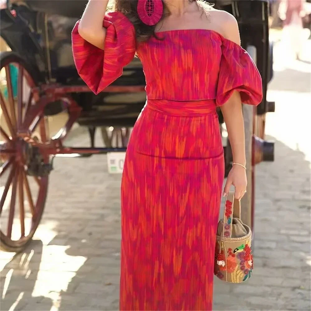 

Лето 2025 г., новый продукт, женский модный сексуальный топ с одним вырезом и высокой талией, утягивающая юбка с принтом, комплект