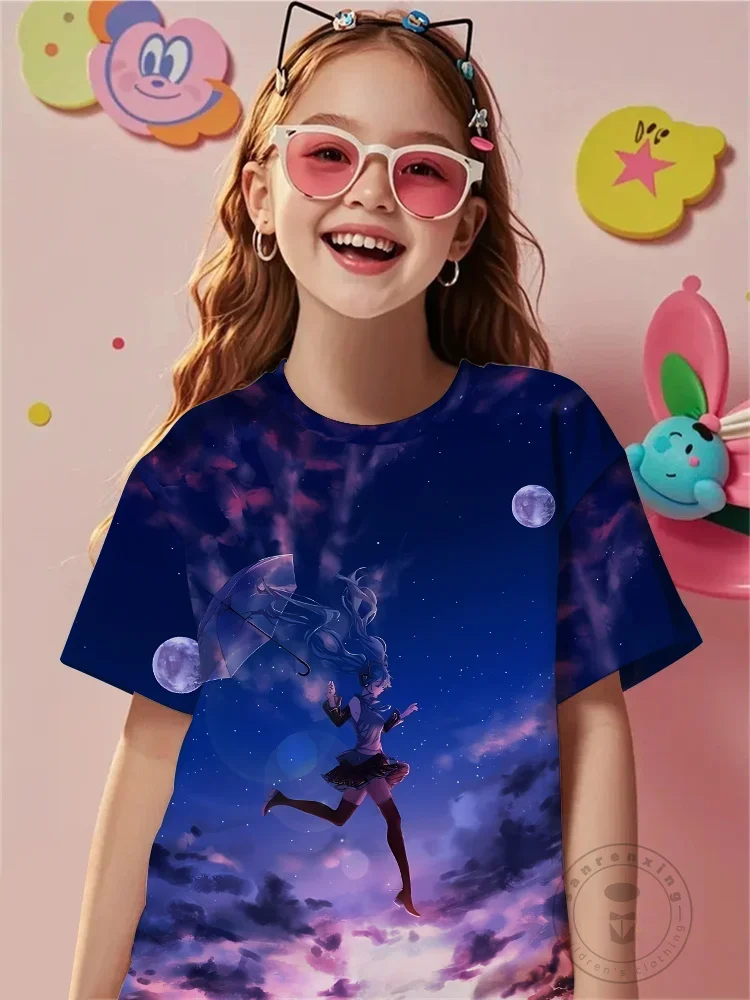 

Новая синяя футболка с 3D принтом Hatsune Miku Vocaloid для девочек, летняя футболка с короткими рукавами Kawaii и круглым вырезом, музыкальная тема, модный топ