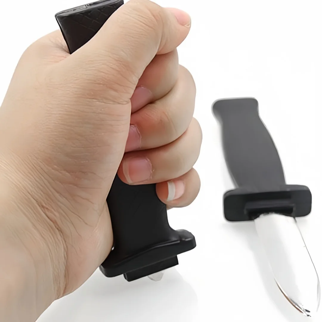 Cuchillo telescópico simulado, accesorios de plástico, cuchillo, habilidades falsas, herramienta pequeña, juguetes adecuados para Halloween, broma para fiestas del Día de los Inocentes