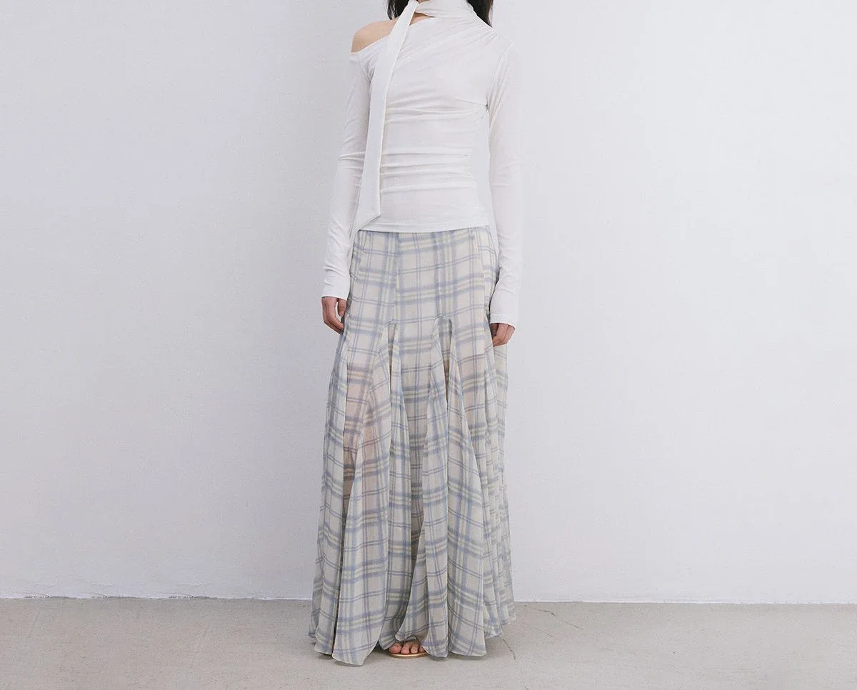 Irregular Checkered Fish Tail Decoration Makes The Body Appear Slim Slightly Transparent  and Gentle  Half Body Skirt