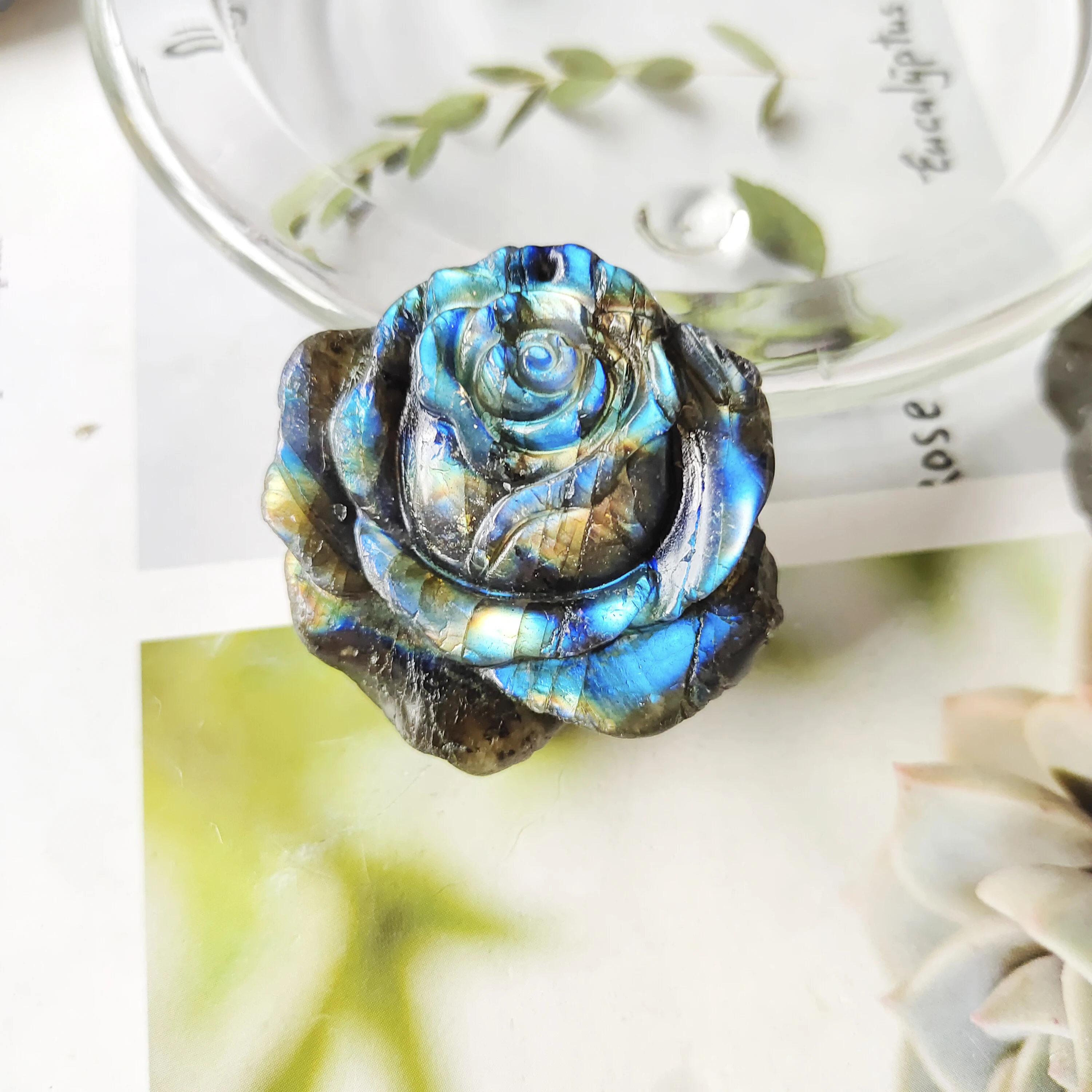 

Natural Beautiful Labradorite Flower Hand Carved Quartz Crystal Healing Decor Gifts Stones and Minerals