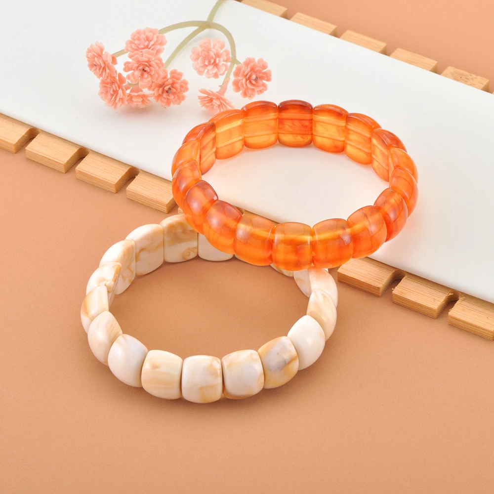 JeeMango Vintage Acryl Elastische Geometrische Armbänder Armreif für Frauen Europäischen/Amerikanischen Harz Große Manschette Armband Schmuck B25214