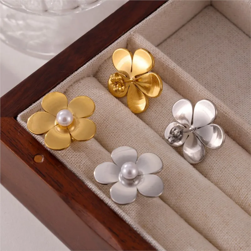 Liora 316L Stainless Steel Flower Stud Earrings For Women Imitation Pearl Wedding Earrings Fashion Waterproof Jewelry