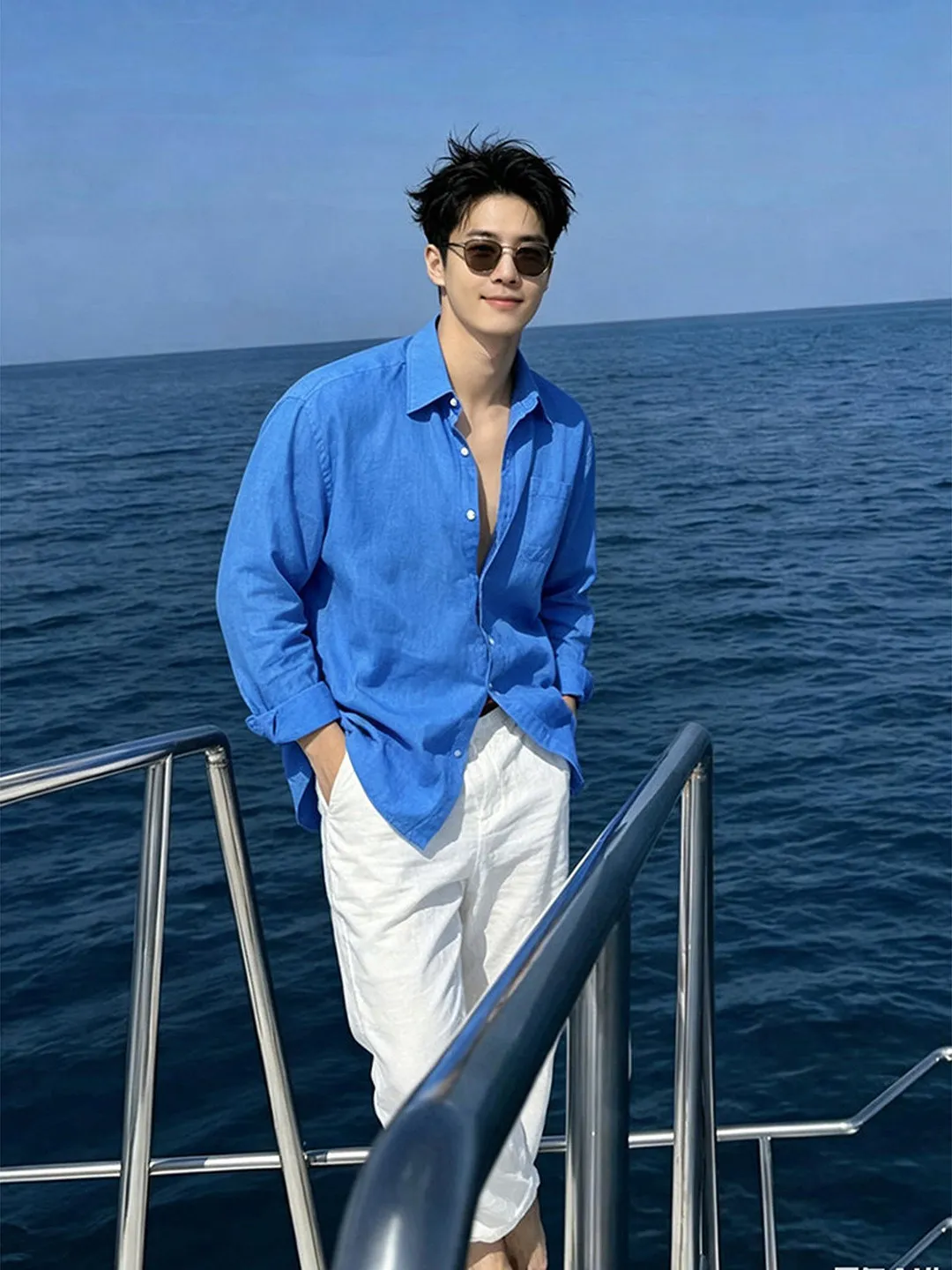 

Klein Blue Linen Long Sleeve Men's Shirt Summer Island Vacation Loose Style Sun Protection Casual Shirt Outerwear
