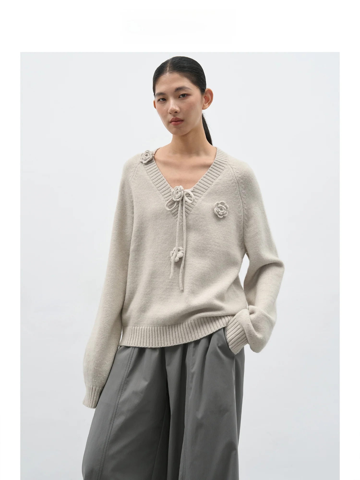 

EIGHTHMONTH August 3D Flower V-ne Knitwear Women's Loose Slimming Vintage Sweater Commute Sle Long Sve Thermal