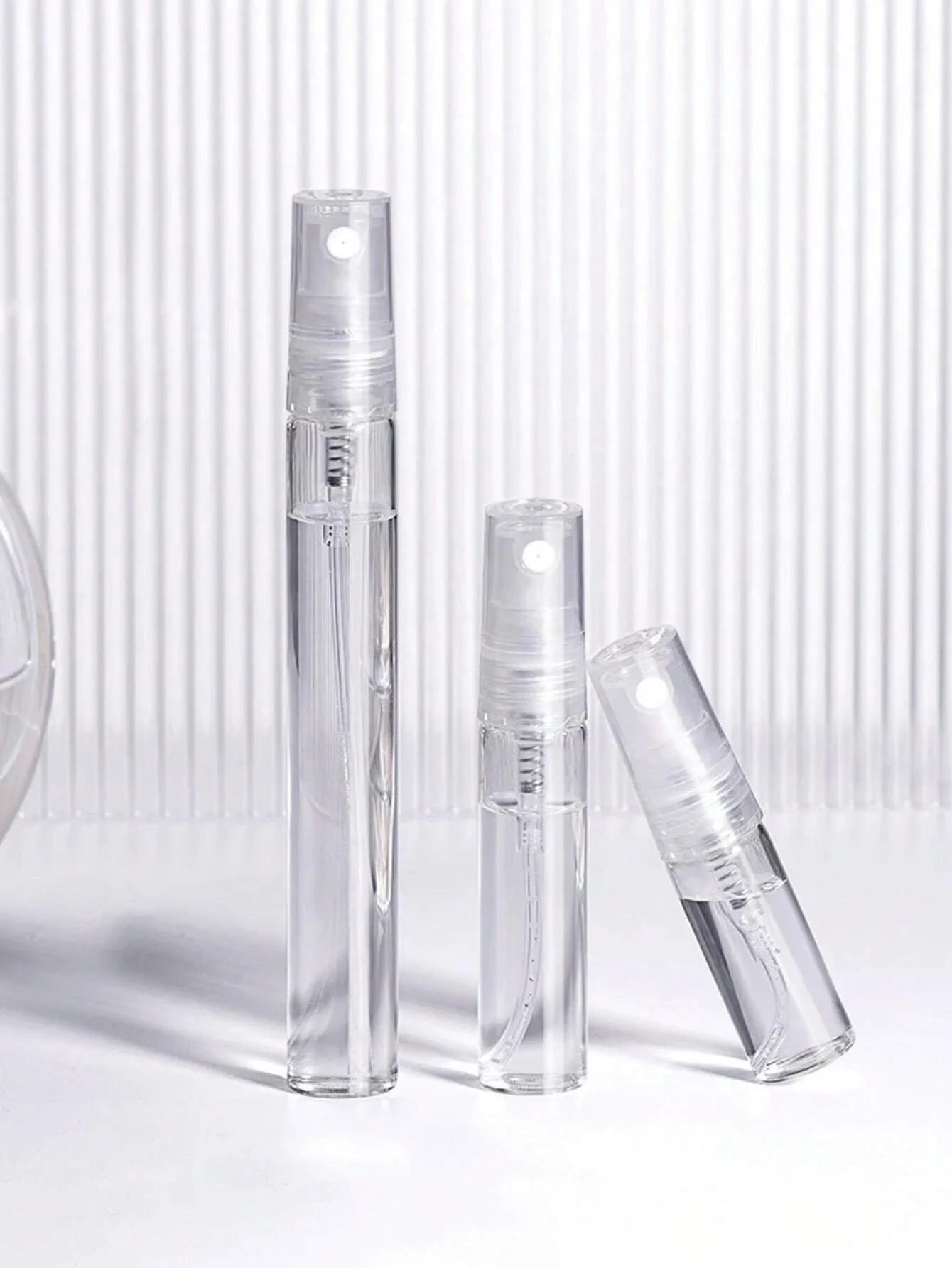 5pcs 4 Accessories 2/3/5/10ml Portable Perfume Spray Bottle with 5 Spray Bottles, 2 Funnels, 2 Dispensing Divas