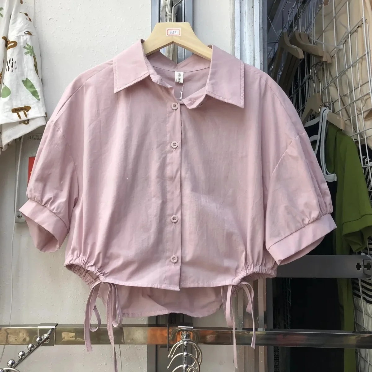 夏らしい白いネオートスウェット、女性向けデザインセンセーション、Dストリングファション、小さいサイズ、オルトトップ、韓国風、ゆったり...