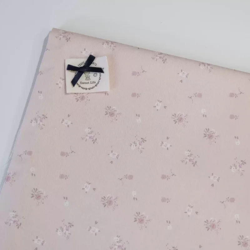 Light Pink Floral Pure Cotton Fabric Handmade DIY Jacket Sewing Material Soft Craft Fabric for Home Decor And Fashion