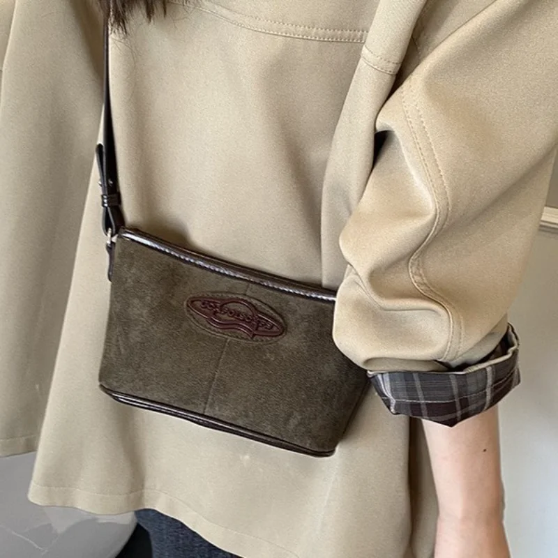 

​Spacious Women's Commuter Bag 2025, Multi-Functional Vintage Shoulder Purse, Large Capacity Tote for Daily​