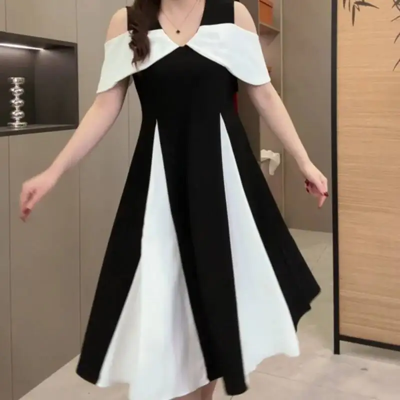 

2025 Summer New Short-Sleeved Suspender Waist Dress One-Shoulder Plus Size Ladies Loose Fashion Joker Skirt